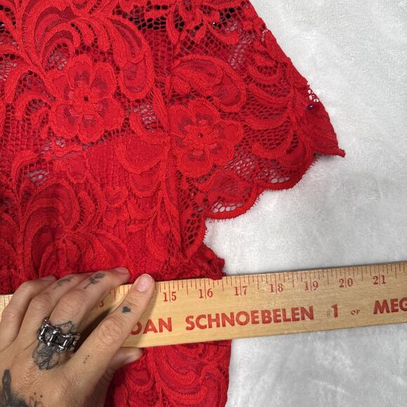 bebe Red Goth Lace Keyhole Back Top LG | Vintage Y2K Sheer Floral High Neck - Picture 10 of 11